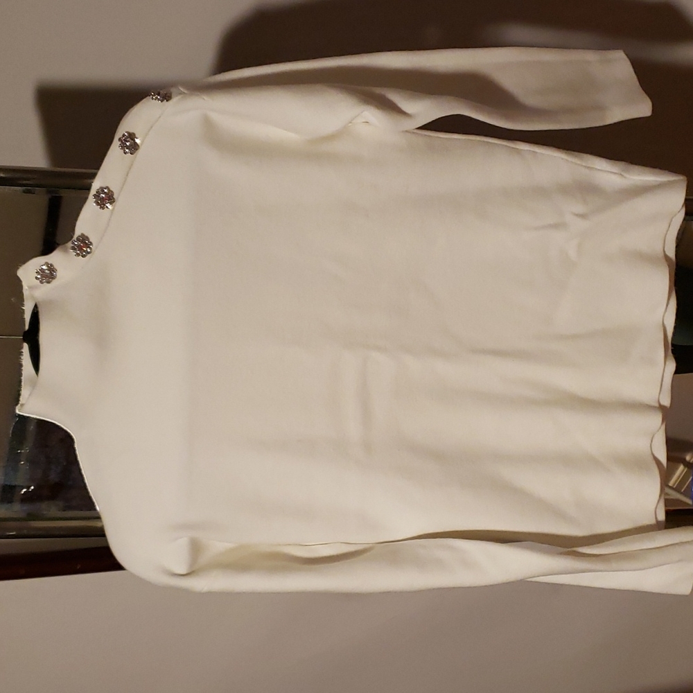 Tahari mock turtleneck sweater rhinestone faux shoulder closure white XS